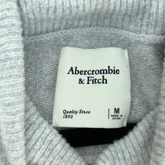 Abercrombie & Fitch Grey Oversized Turtleneck Sweater - Picture 5 of 5